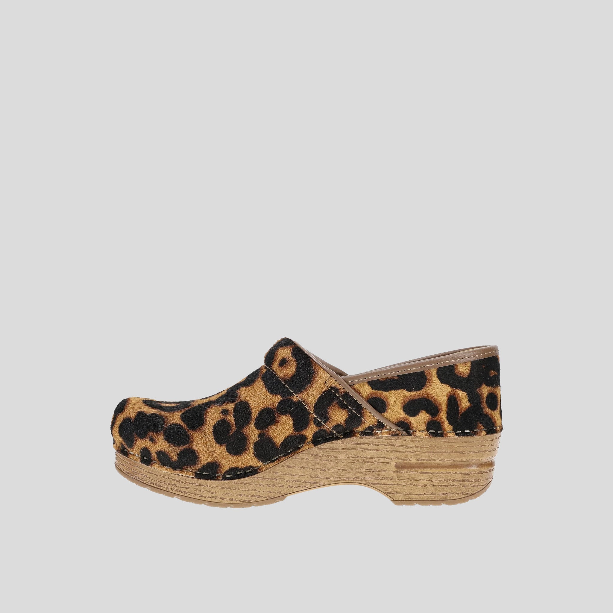Professional | Leopard